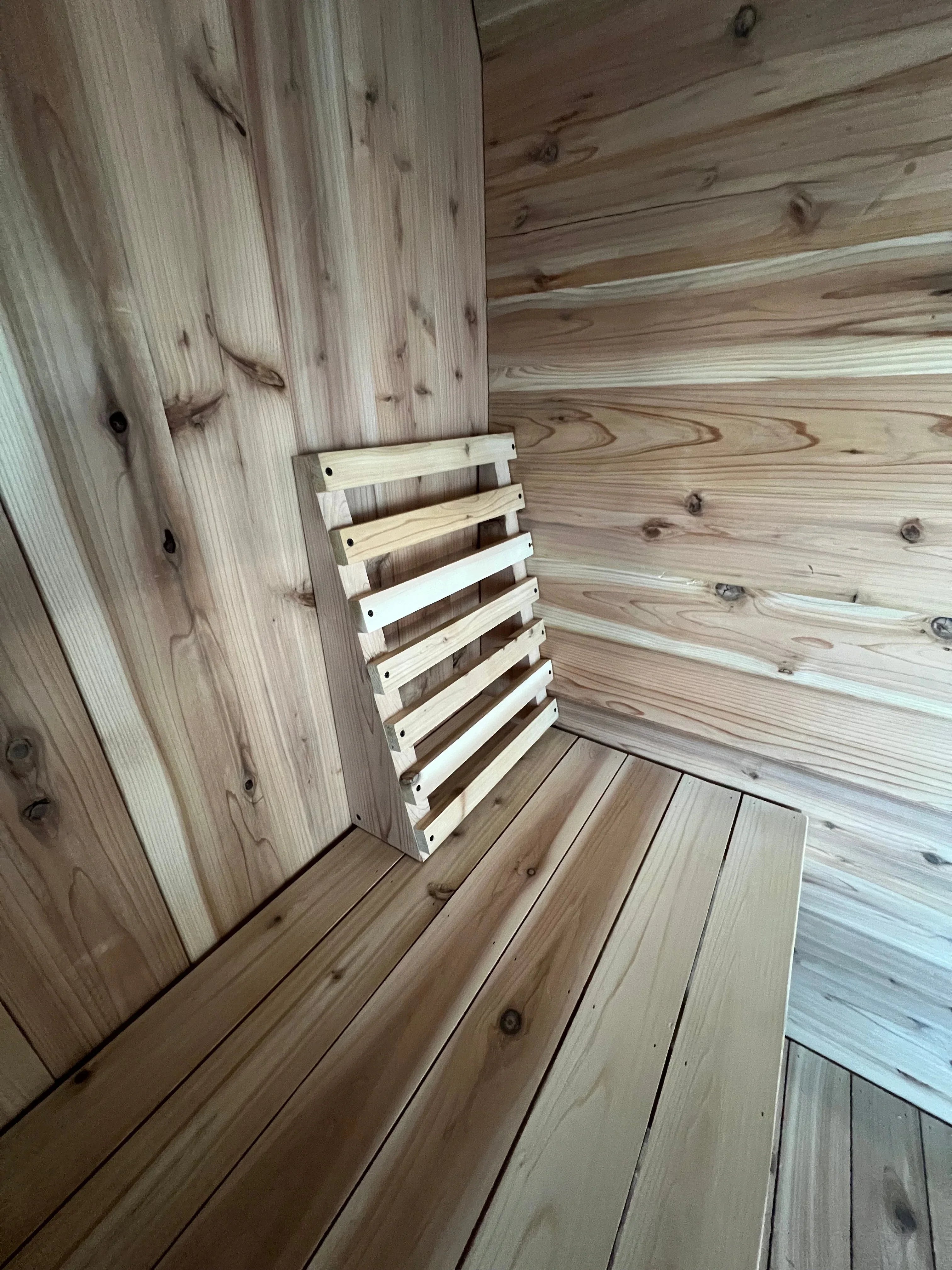 Cedar Backrest